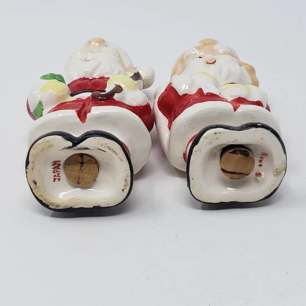 Christmas Santa Claus Salt Pepper Shakers Vintage Japan Original Stoppers 3